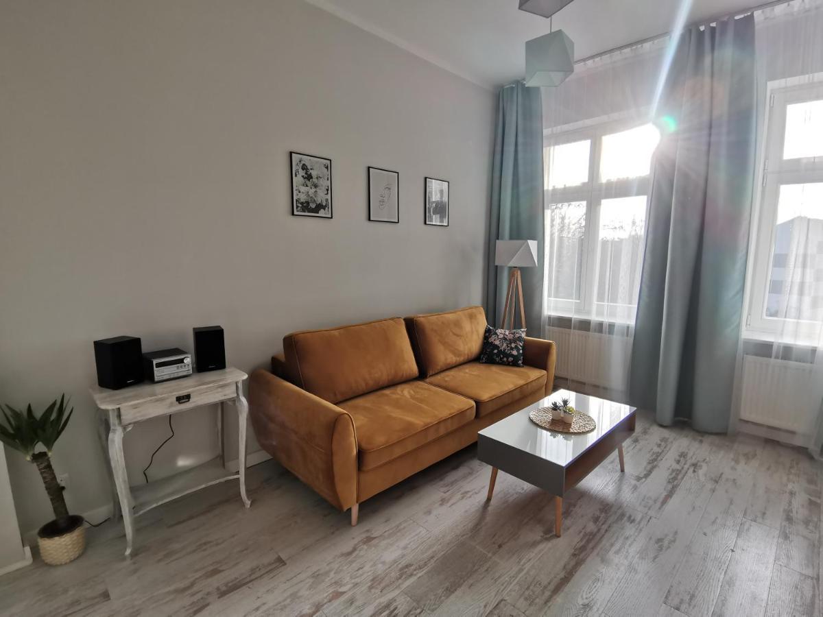 Przytulny Apartament W Centrum Kupiecka-Drzewna Grünberg Exterior foto